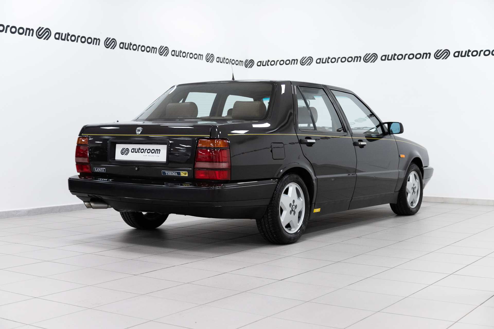 Lancia Thema 8.32