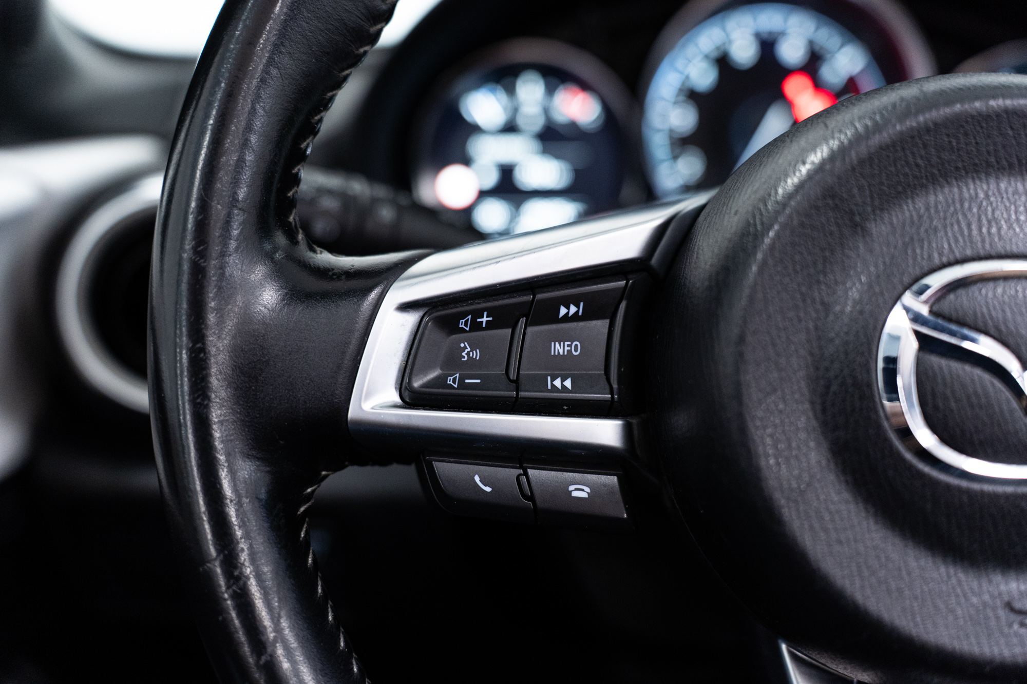 Mazda MX-5 1.5L Skyactiv-G Soft Top 100th Anniversary