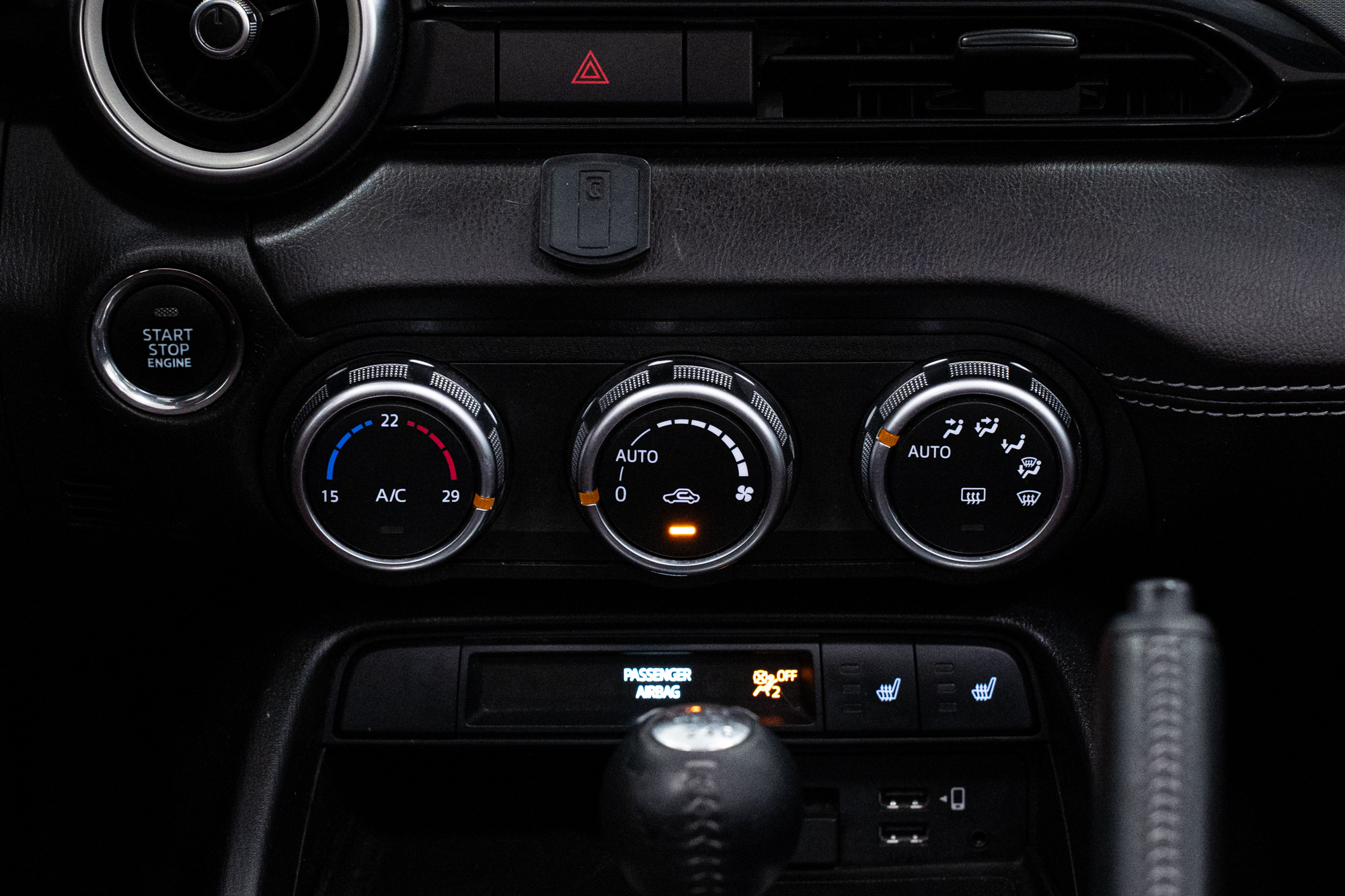 Mazda MX-5 1.5L Skyactiv-G Soft Top 100th Anniversary