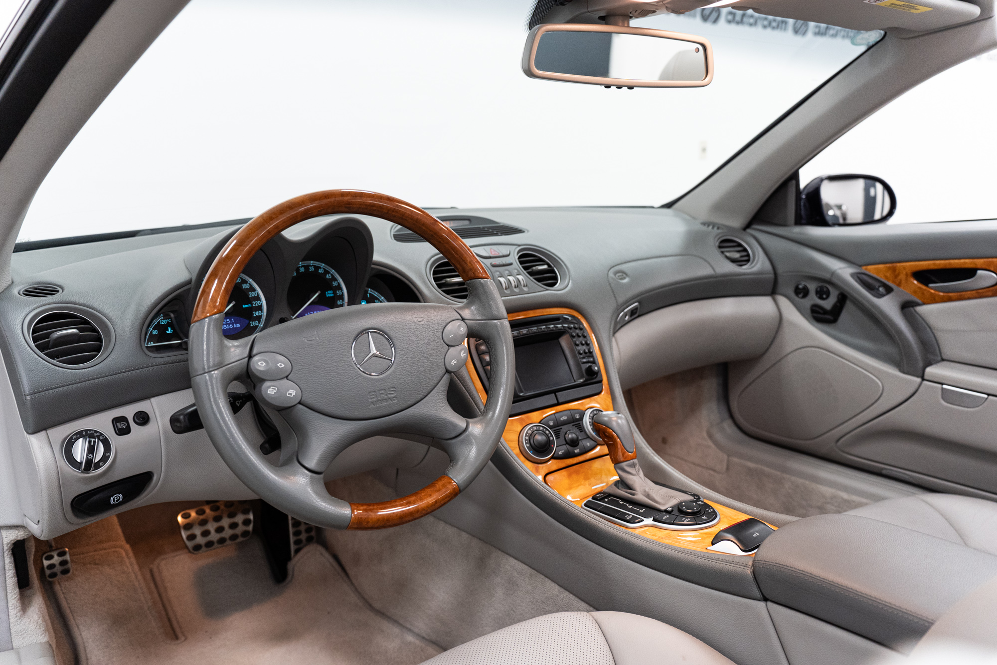 Mercedes-Benz SL 500 cat