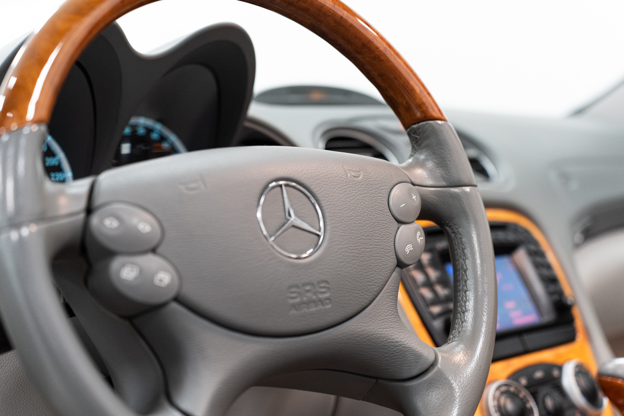 Mercedes-Benz SL 500 cat