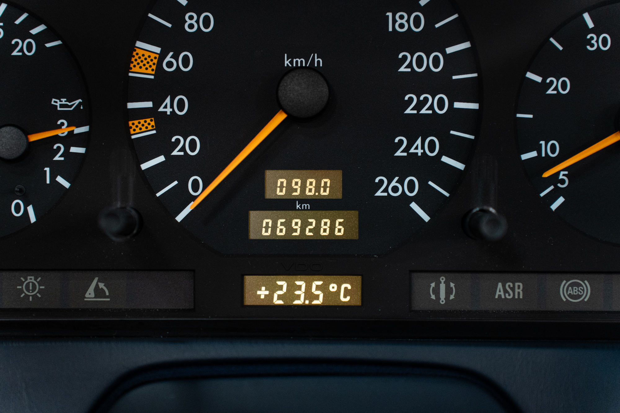 Mercedes-Benz SL 600 cat