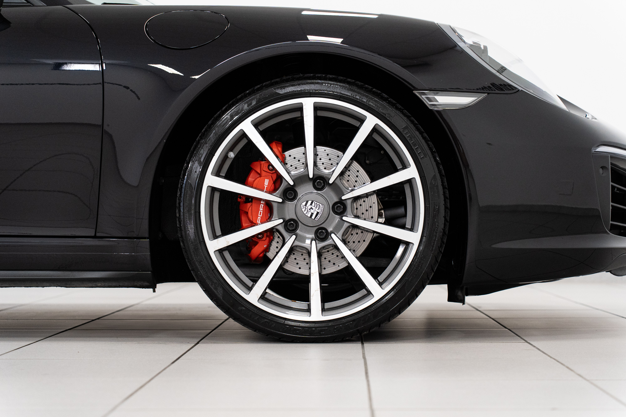 Porsche 911 3.0 Carrera 4 Cabrio