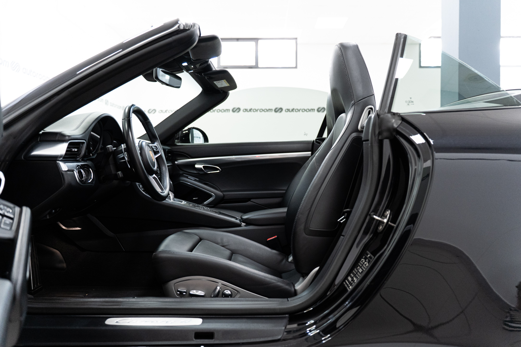 Porsche 911 3.0 Carrera 4 Cabrio