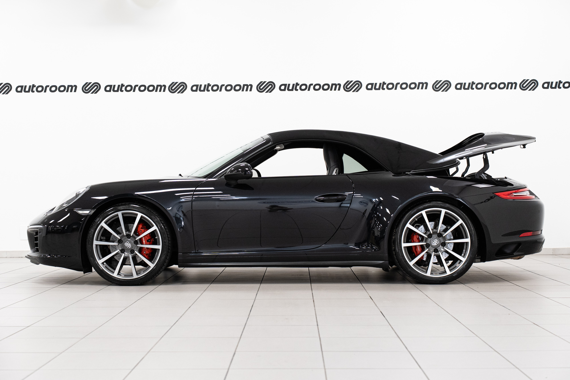 Porsche 911 3.0 Carrera 4 Cabrio
