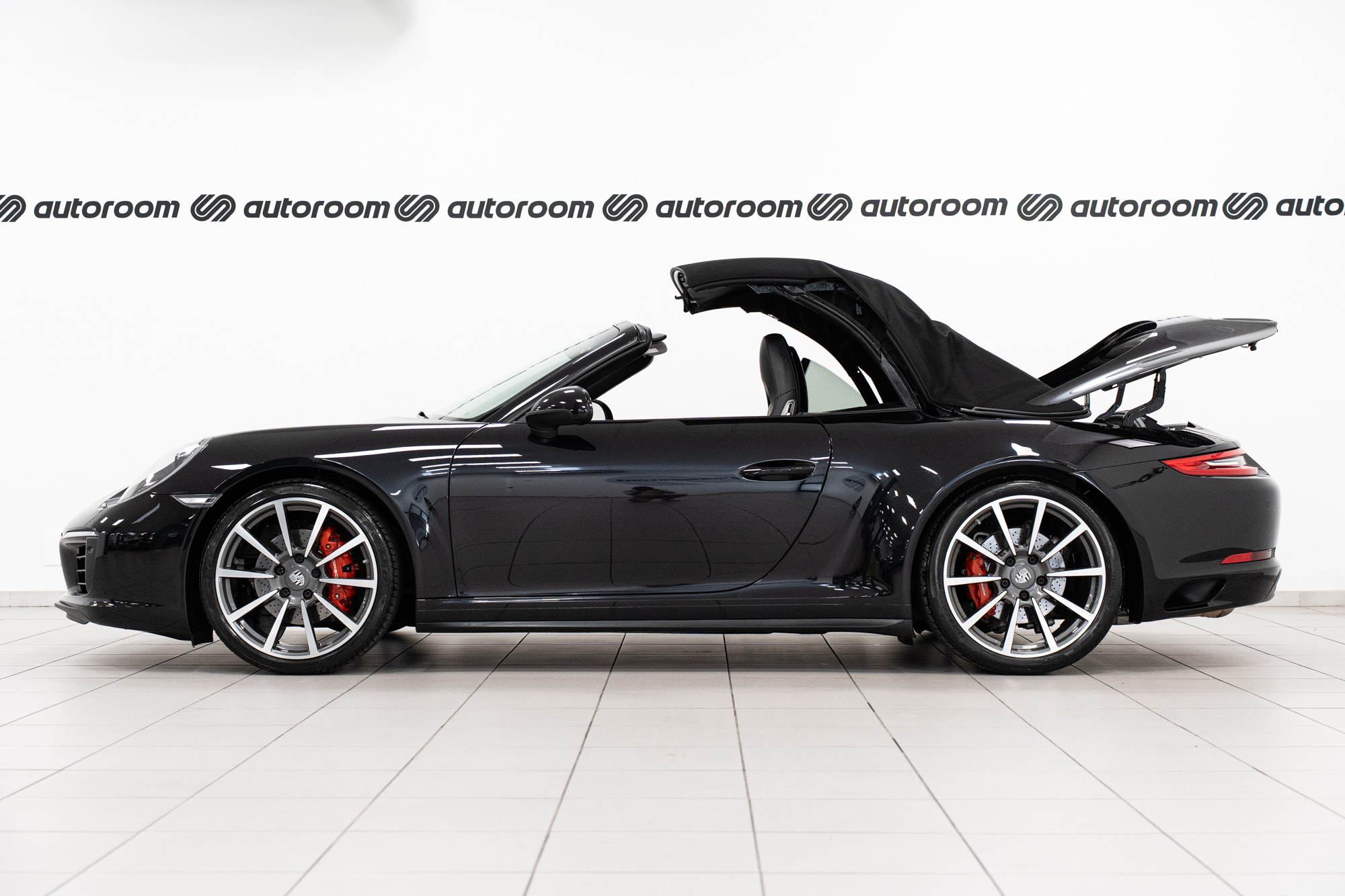 Porsche 911 3.0 Carrera 4 Cabrio
