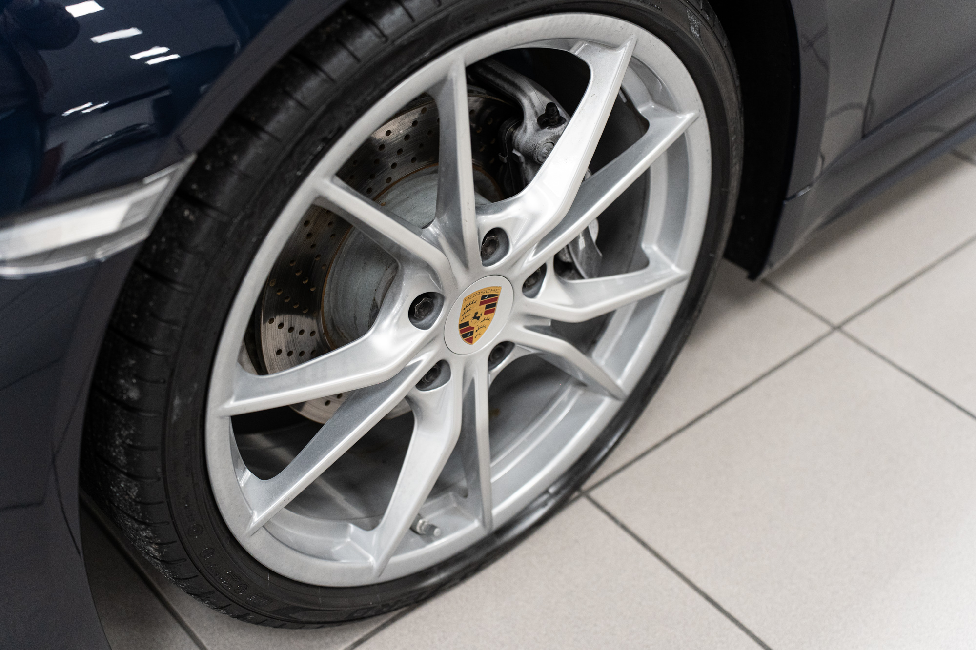 Porsche 718 Cayman