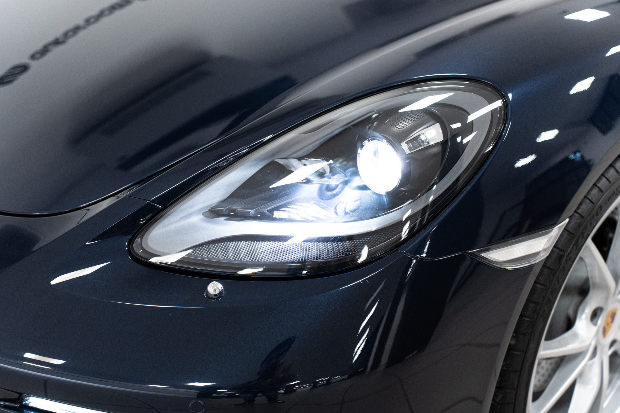 Porsche 718 Cayman