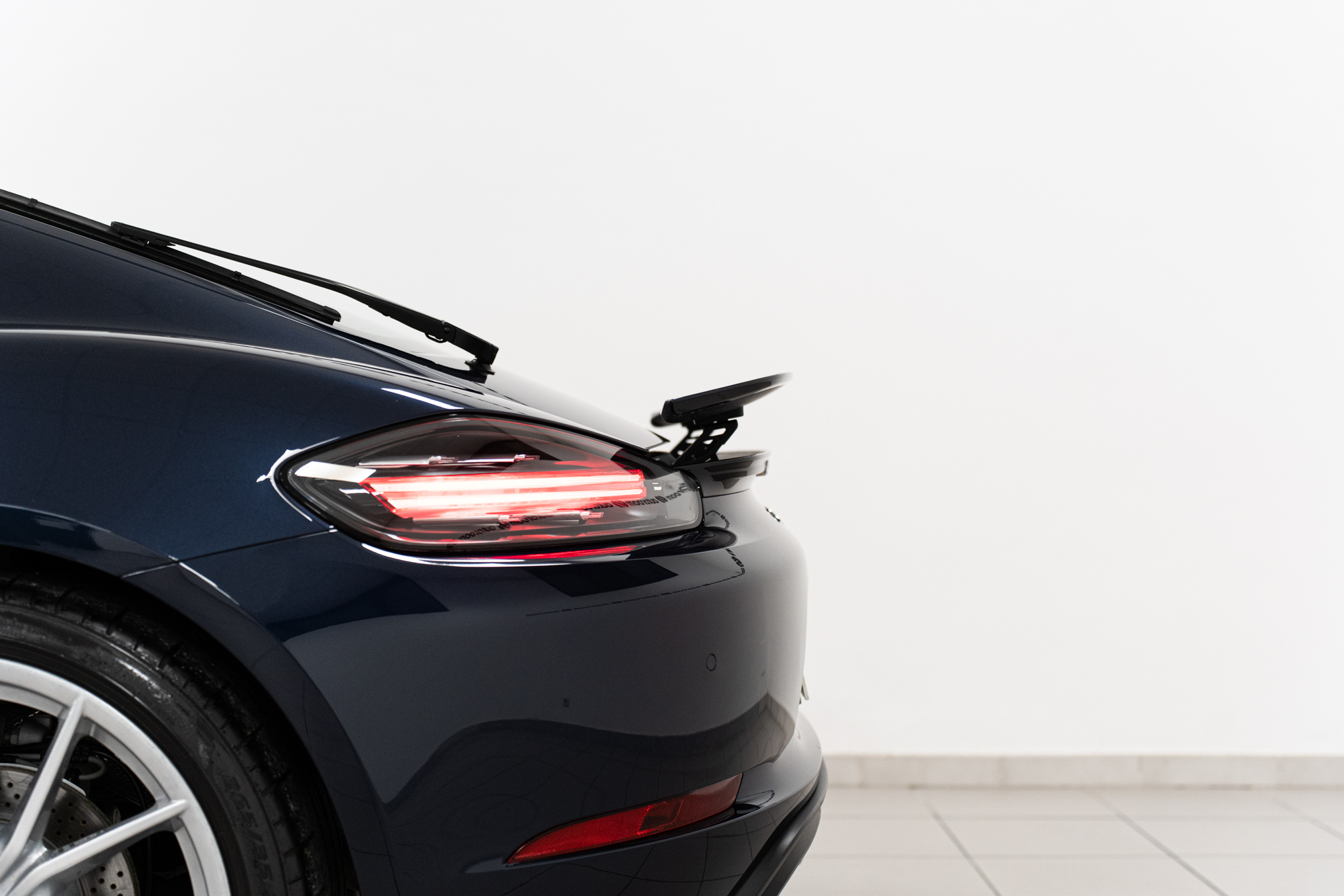 Porsche 718 Cayman