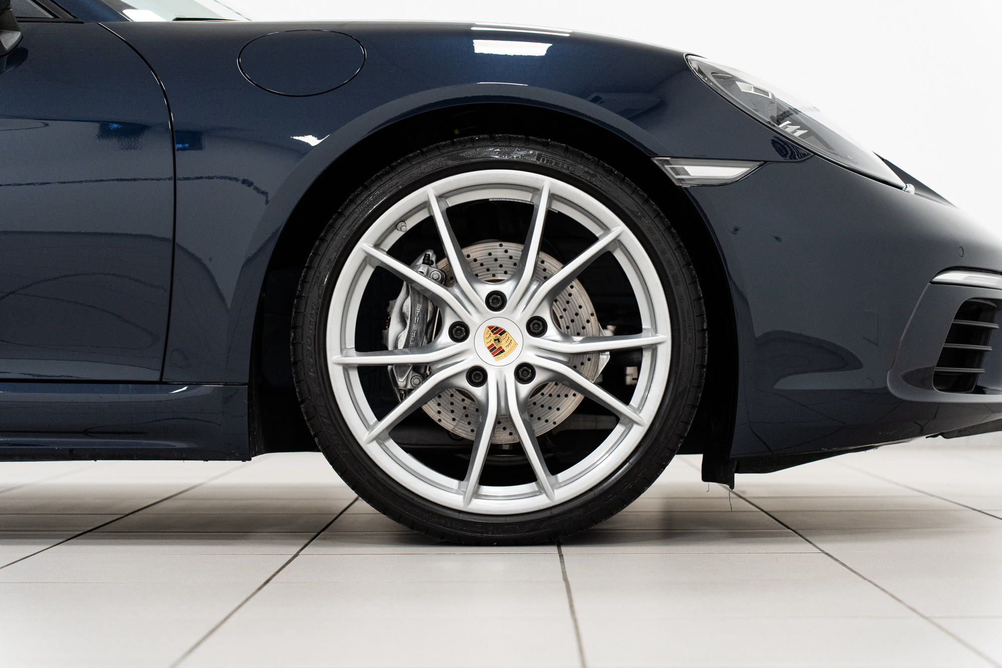 Porsche 718 Cayman