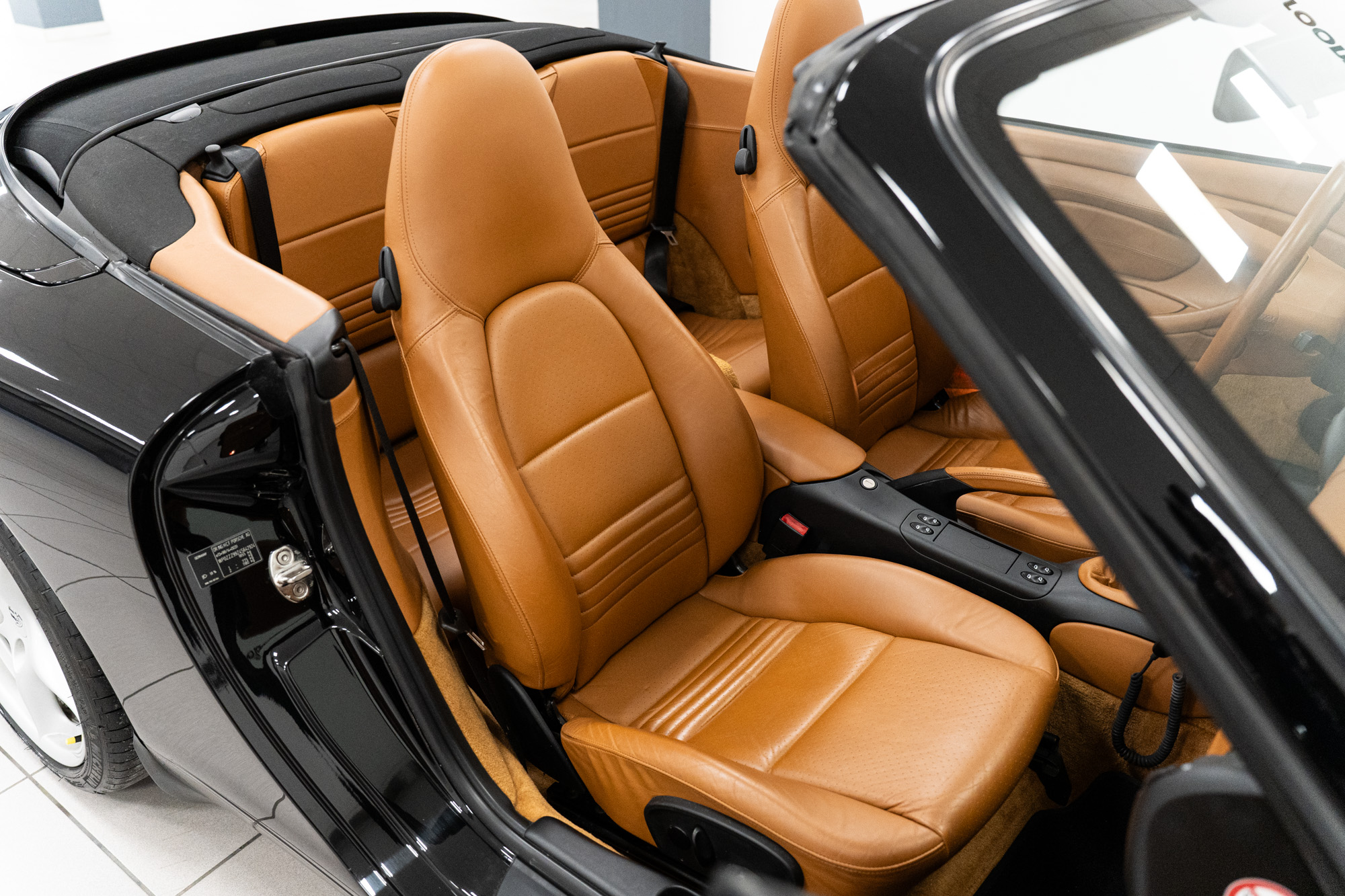 PORSCHE 911 996 CABRIO